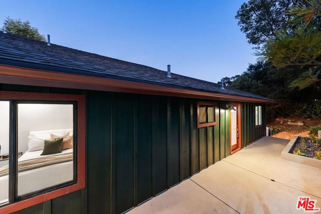 19806 Valley View Drive, Topanga, California 90290 home-pic-61